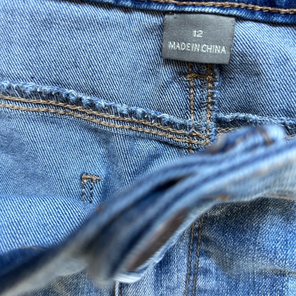 Cropped faded stretch jeans - Picture 2 of 4